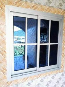 fenêtre sur mesure à Clairvaux-d'Aveyron